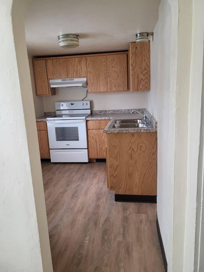Apartment for rent at 207 Irwin, Green Bay, WI 54301
