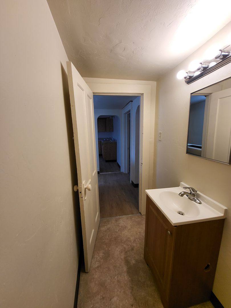 Apartment for rent at 207 Irwin, Green Bay, WI 54301