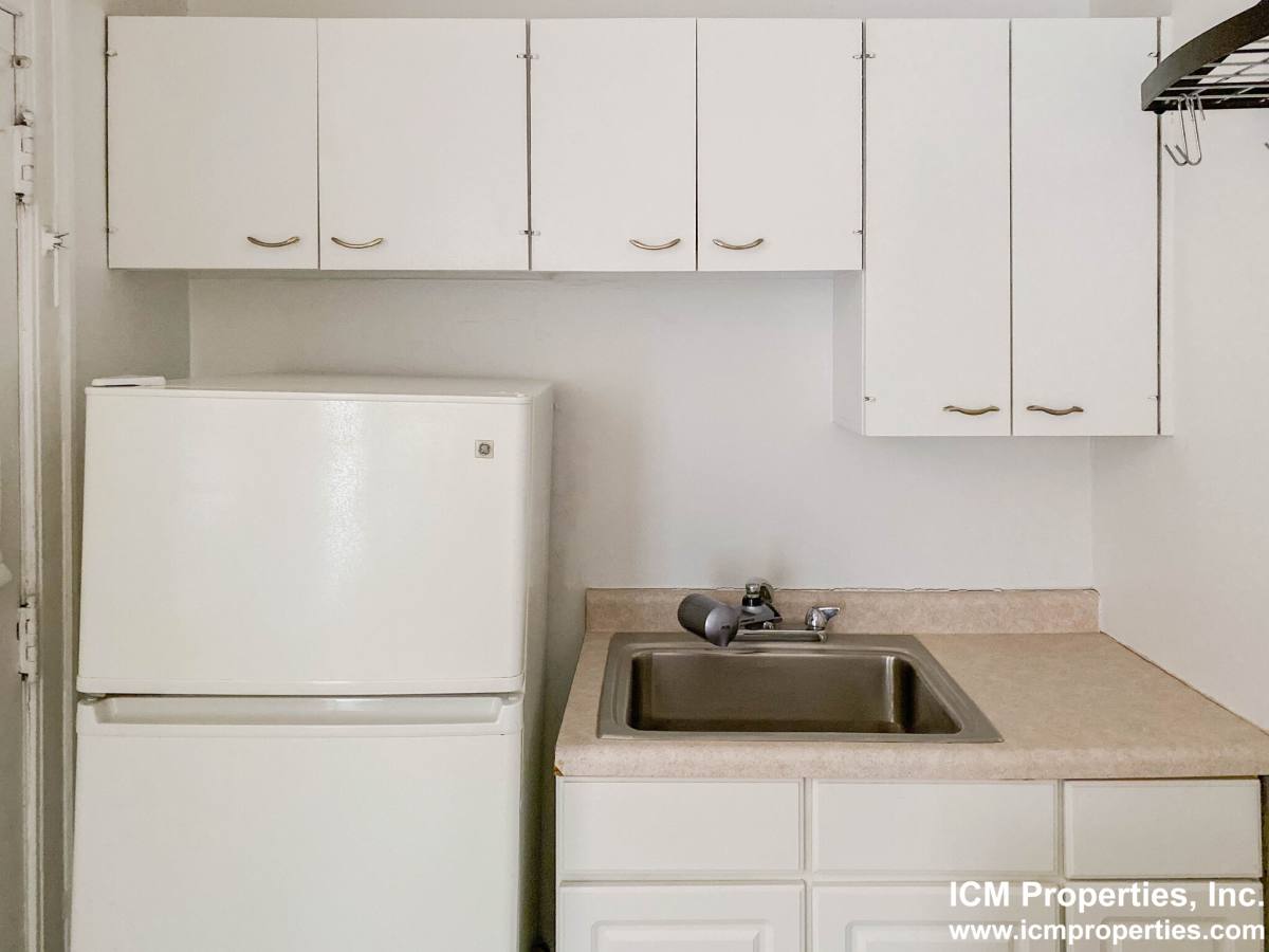 Apartment for rent at 4500 N Ashland #1S, Chicago, IL 60640