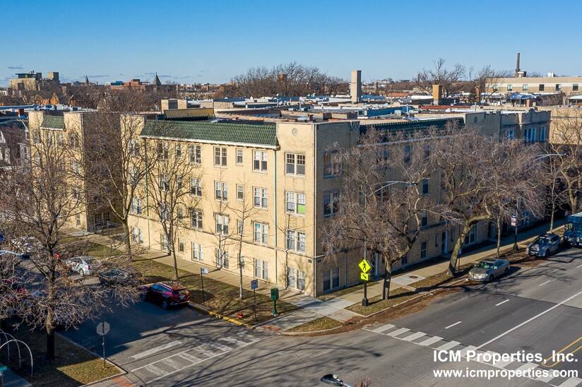 Apartment for rent at 4500 N Ashland #1S, Chicago, IL 60640