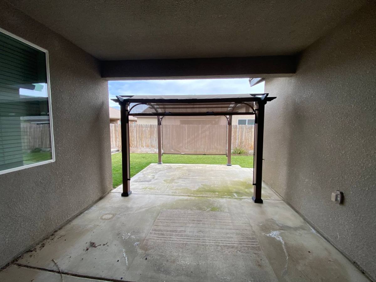 House for rent at 3212 N Noyes Court, Visalia, CA 93291
