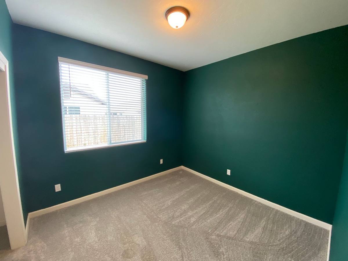 House for rent at 3212 N Noyes Court, Visalia, CA 93291