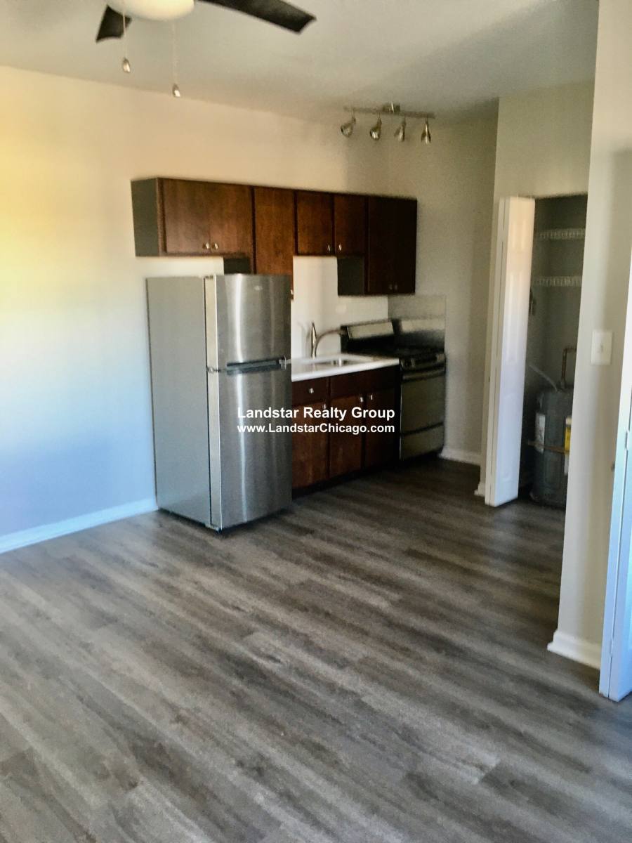 Apartment for rent at 1627 Humboldt #1E, Chicago, IL 60647