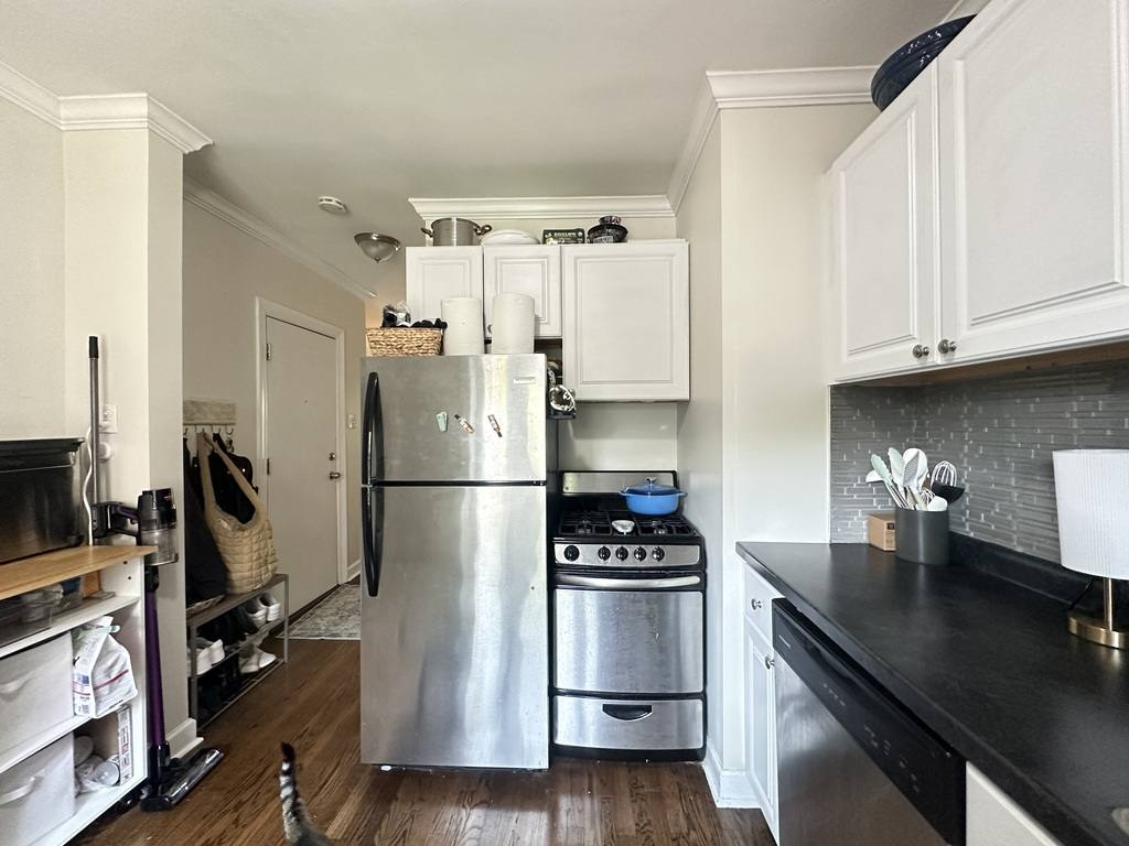 Apartment for rent at 2147 Fremont #N3, Chicago, IL 60614