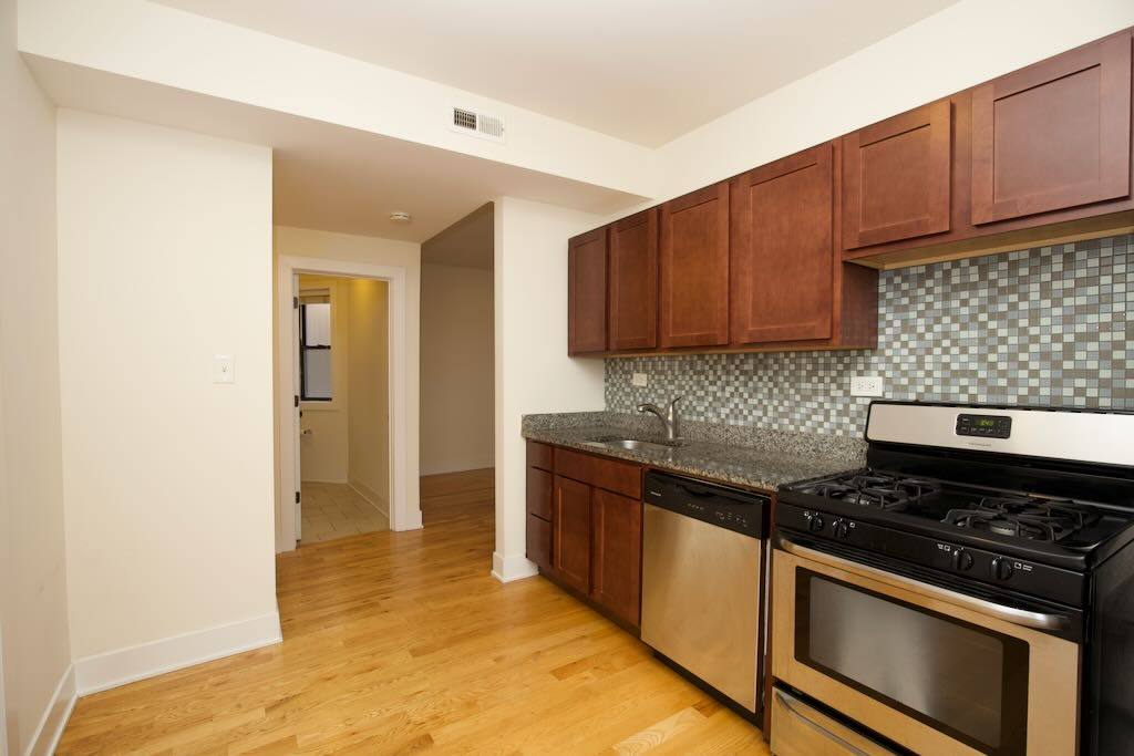Apartment for rent at 2147 Fremont #N5, Chicago, IL 60614