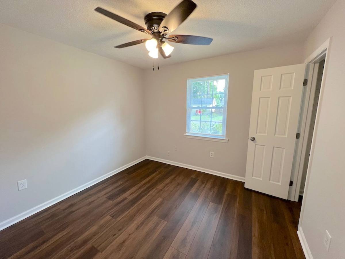 House for rent at 123 Davidson Ave, Savannah, GA 31419