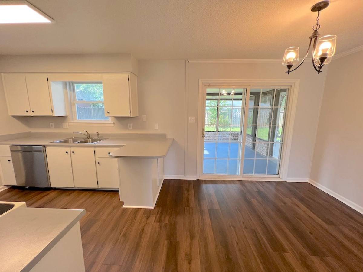 House for rent at 123 Davidson Ave, Savannah, GA 31419