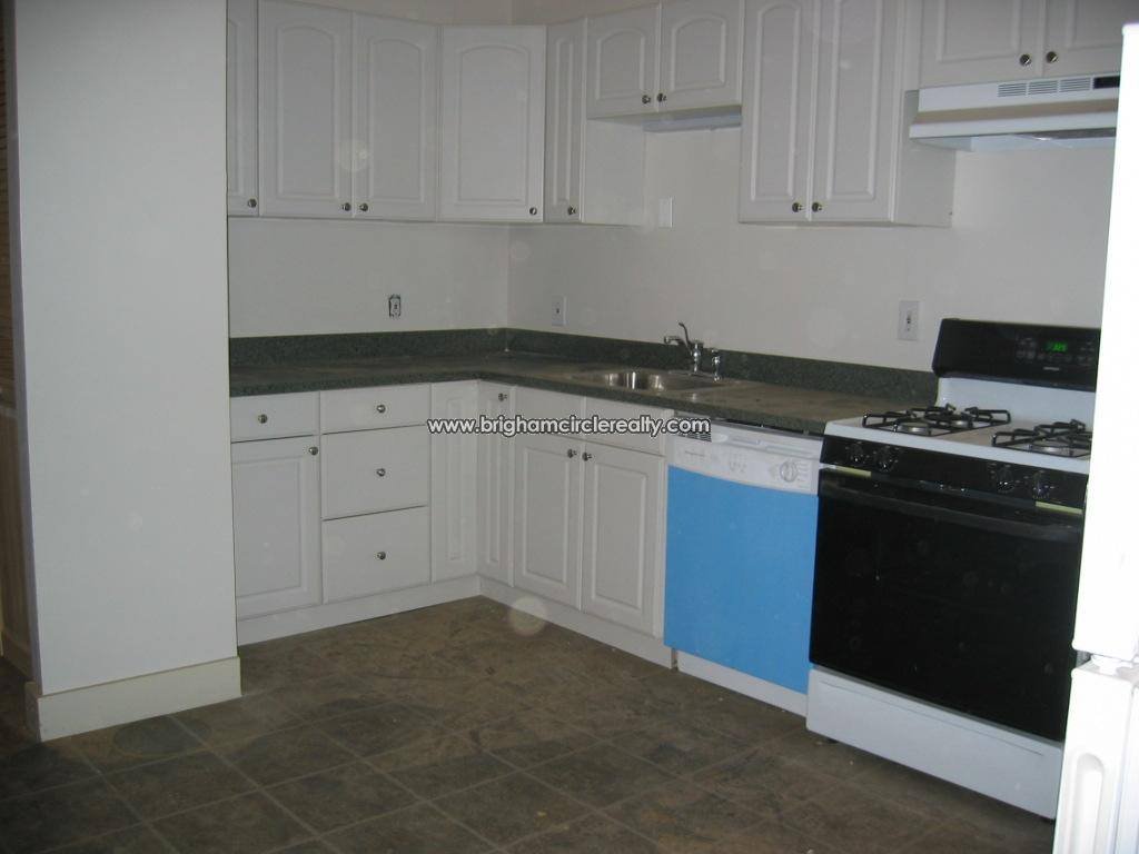 House for rent at 55-57 Hillside #3, Roxbury Crossing, MA 02120