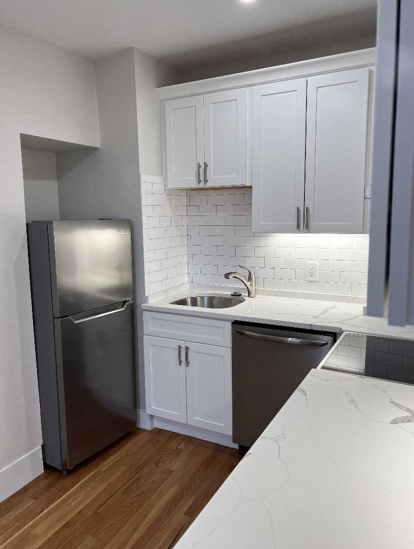Apartment for rent at 13 Anderson St #1, Boston, MA 02114