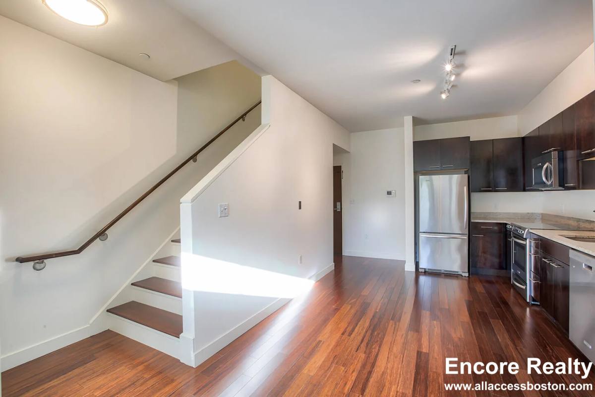 Apartment for rent at 1 Maxwells Green #7-113, Boston, MA 02114