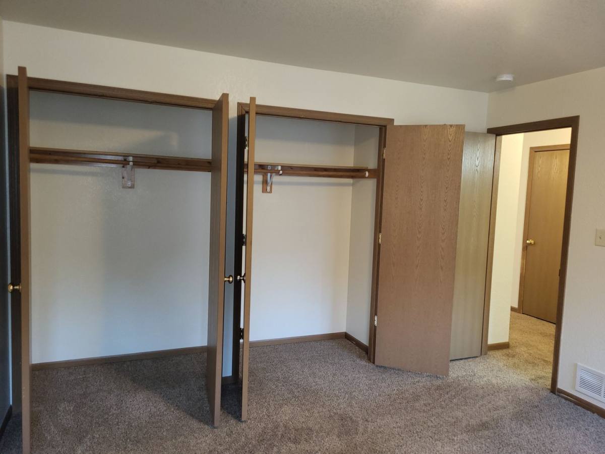 Apartment for rent at 110 Sage St, Silver Lake, KS 66539
