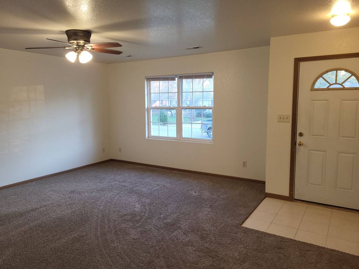 Apartment for rent at 110 Sage St, Silver Lake, KS 66539