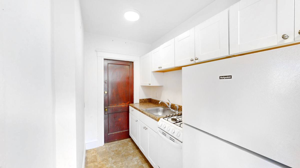Apartment for rent at 120 Summer St #11, Malden, MA 02148