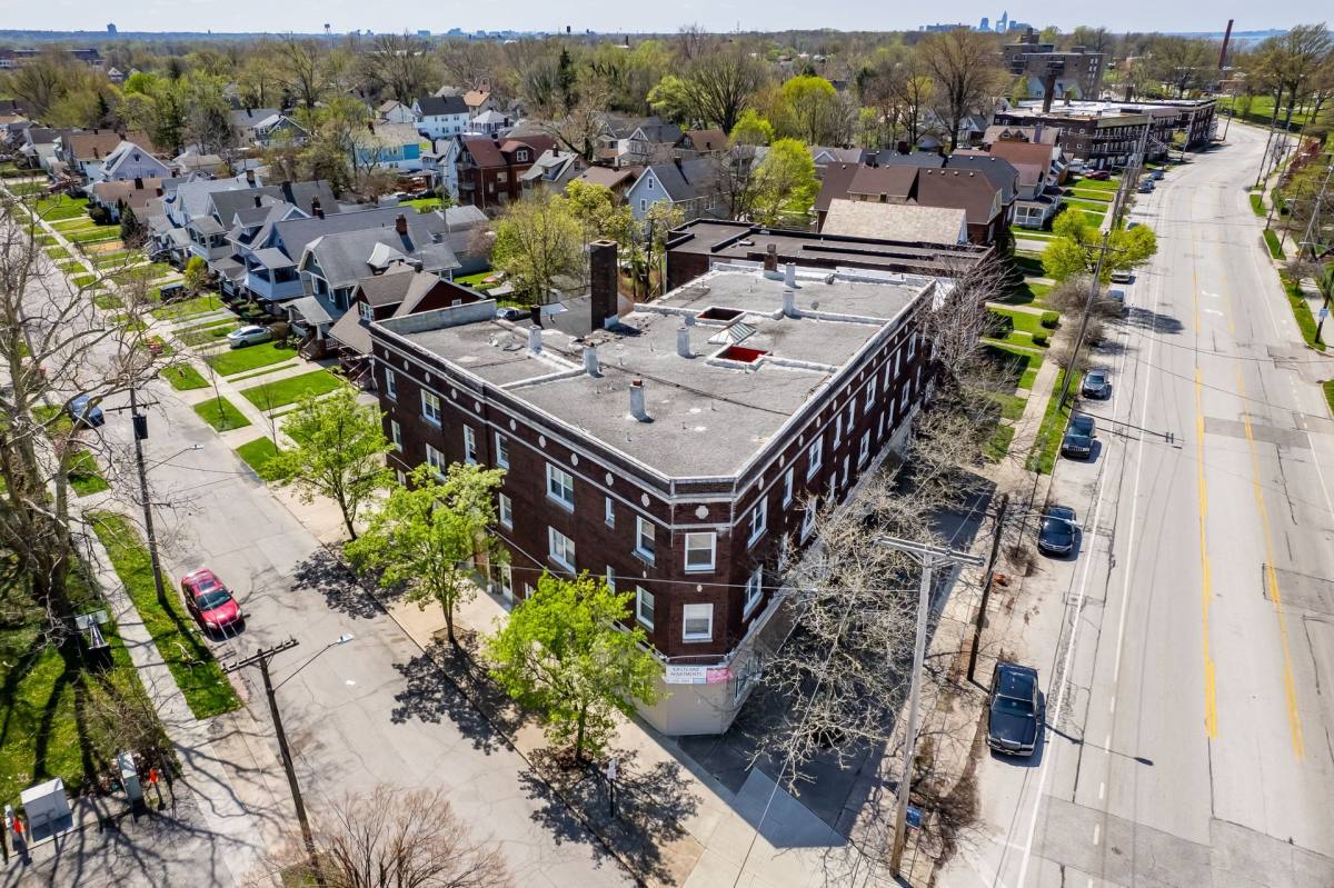 Apartment for rent at 392 E 147th St, Cleveland, OH 44110