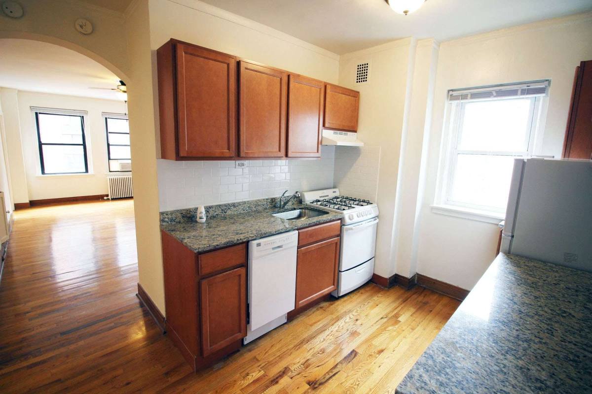 Apartment for rent at 14 W Elm St #1603, Chicago, IL 60610