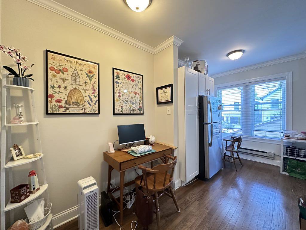 Apartment for rent at 3815 Greenview #EA8, Chicago, IL 60613