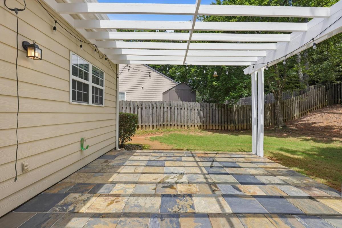 House for rent at 1409 Chardin Dr, Marietta, GA 30062