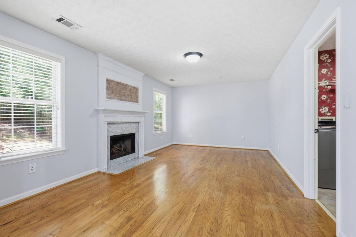 House for rent at 1409 Chardin Dr, Marietta, GA 30062