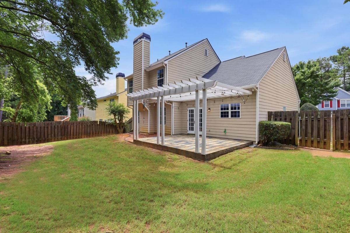 House for rent at 1409 Chardin Dr, Marietta, GA 30062