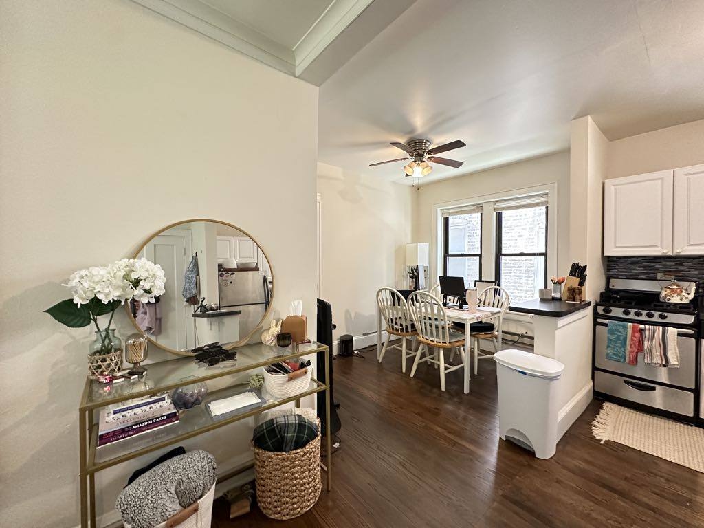 Apartment for rent at 2129 Giddings, Chicago, IL 60625