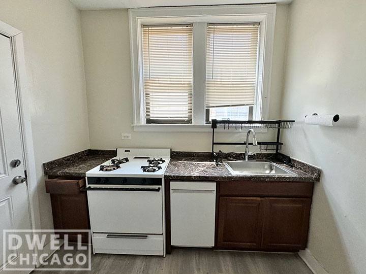 Apartment for rent at 3815 N Greenview Ave #GDN, Chicago, IL 60613