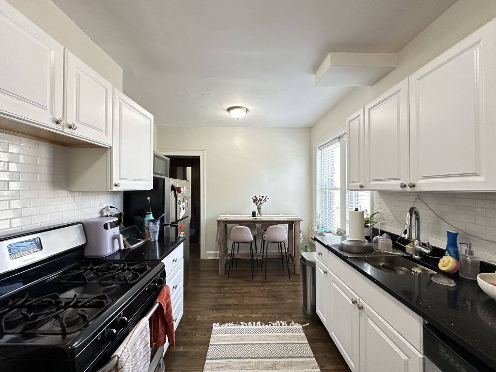 Apartment for rent at 38175 N Greenview #WA10, Chicago, IL 60613