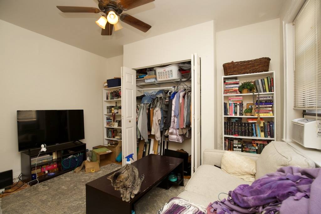 Apartment for rent at 835 Cornelia #NA9, Chicago, IL 60657