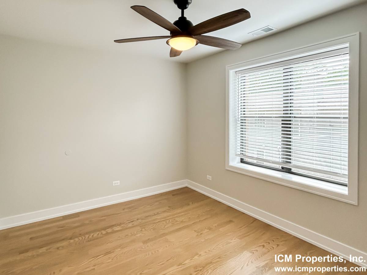 Apartment for rent at 5032 N Wolcott Ave #2, Chicago, IL 60640