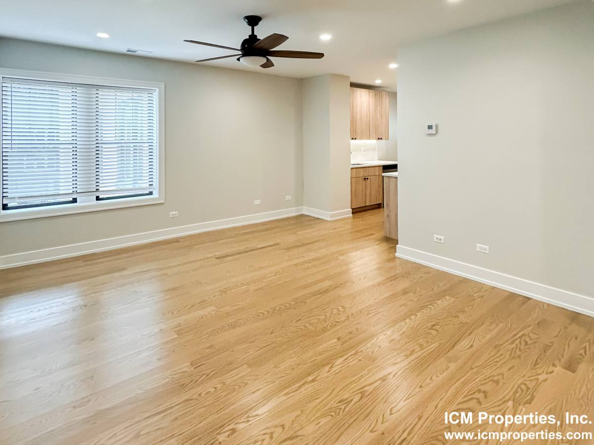 Apartment for rent at 5032 N Wolcott Ave #2, Chicago, IL 60640