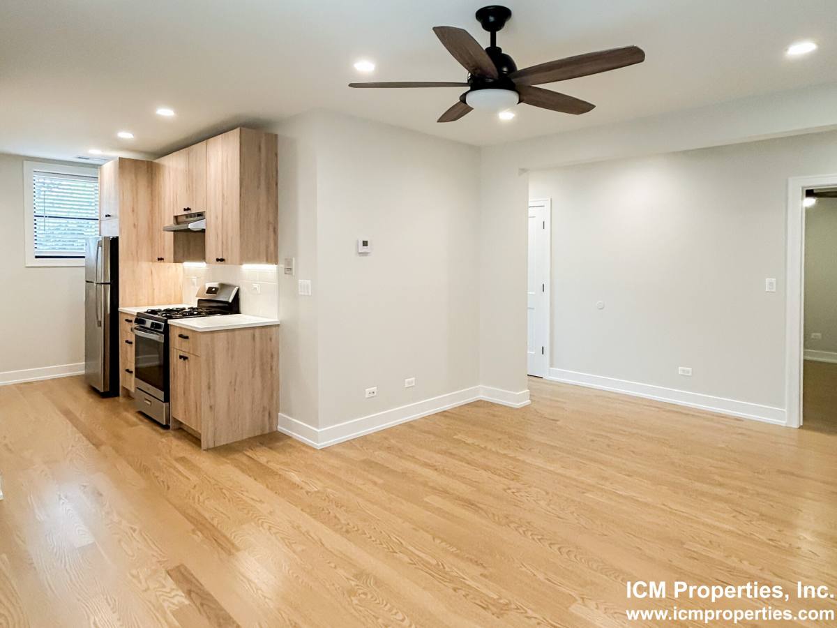 Apartment for rent at 5032 N Wolcott Ave #2, Chicago, IL 60640