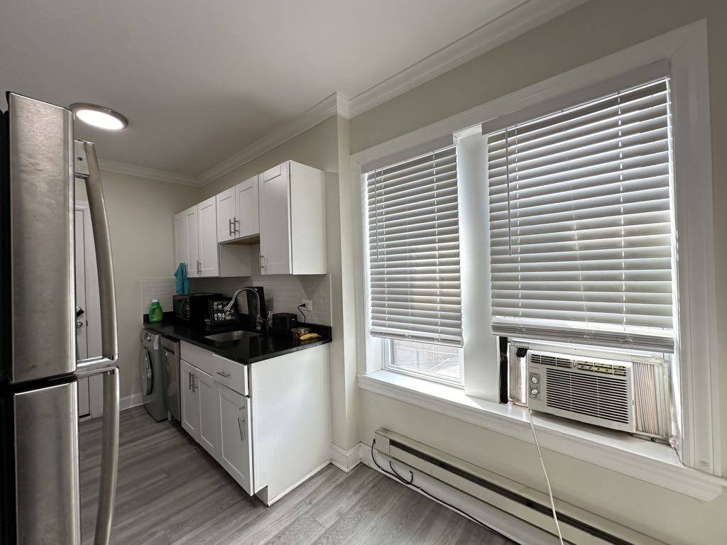 Apartment for rent at 38155 N Greenview #WA9, Chicago, IL 60613