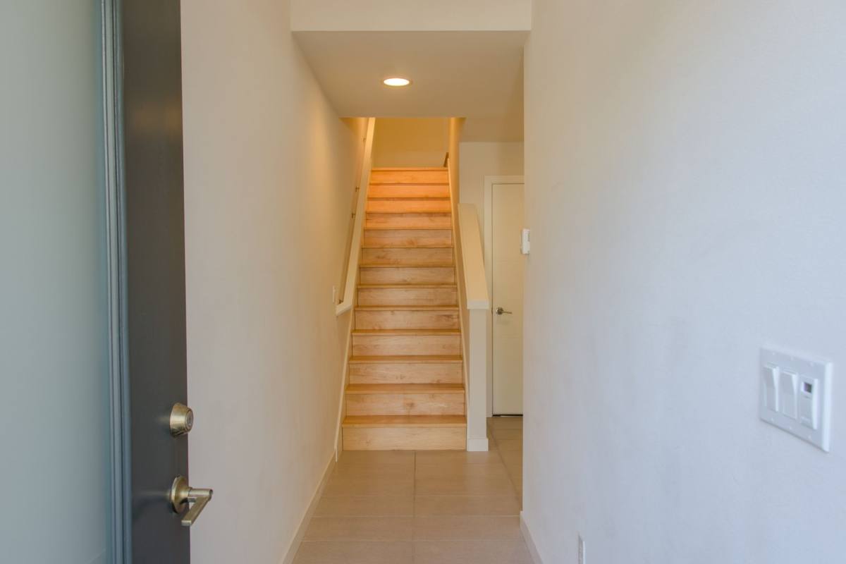 Townhouse for rent at 10363 Ashworth Ave N, Seattle, WA 98133