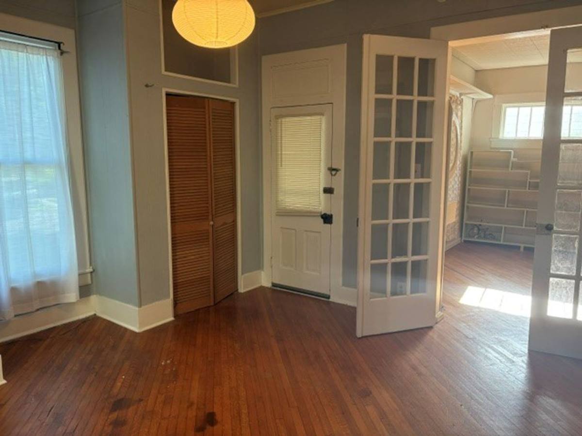 House for rent at 817 W 6th St, Bloomington, IN 47401