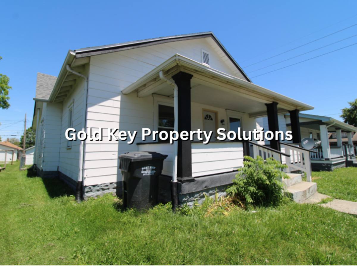 House for rent at 1318 E 28th St, Anderson, IN 46016