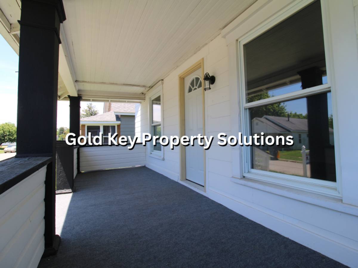 House for rent at 1318 E 28th St, Anderson, IN 46016