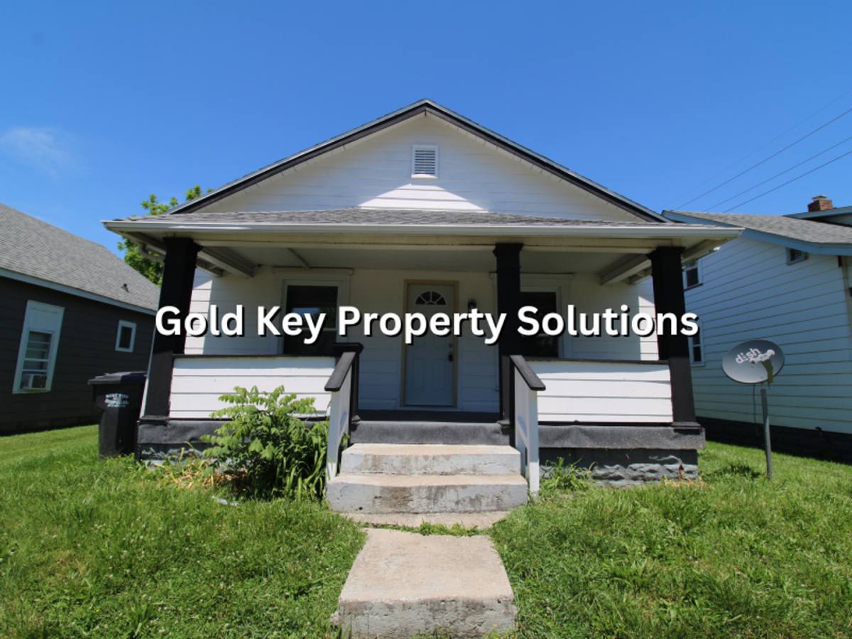 House for rent at 1318 E 28th St, Anderson, IN 46016