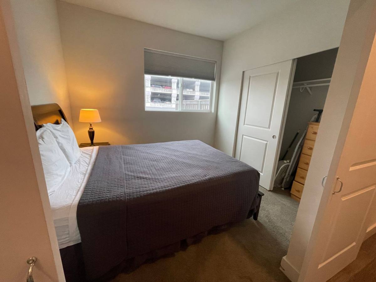 Apartment for rent at 602 4th St #C, Bremerton, WA 98337