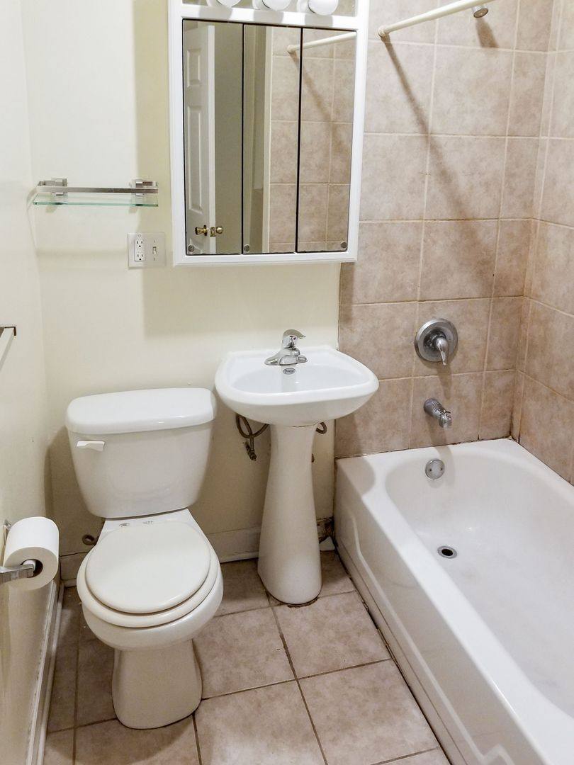 Apartment for rent at 2602 N Racine Ave #G, Chicago, IL 60614