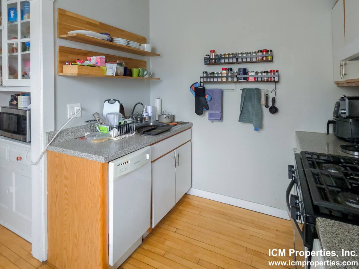 Apartment for rent at 4501 N Greenview #4507-2W Fp, Chicago, IL 60640