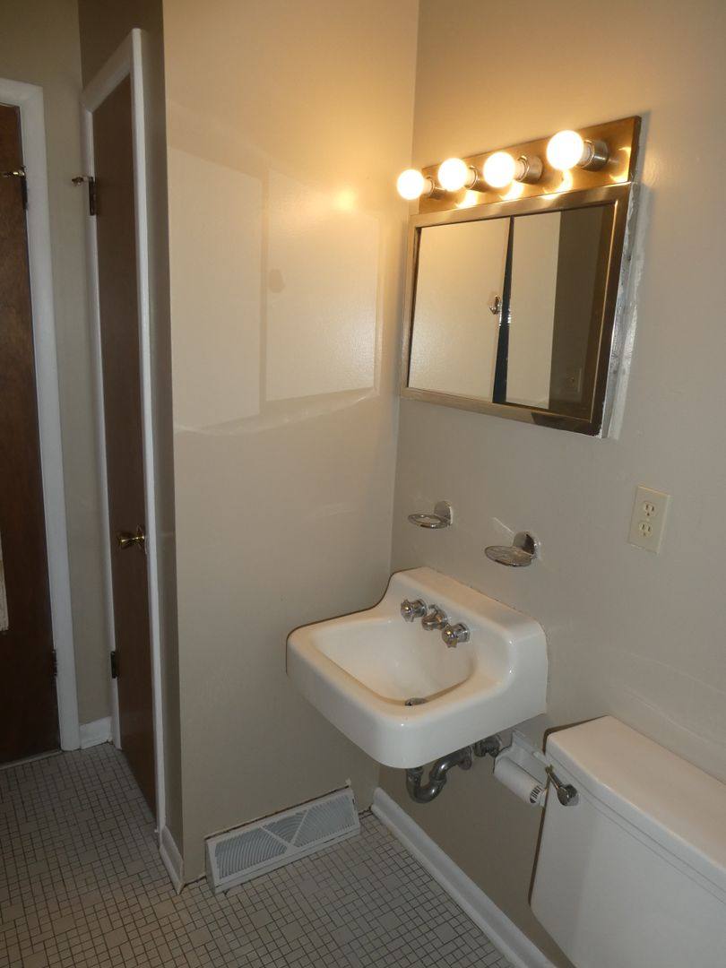 Apartment for rent at 2600-02 Braemore Rd, Columbia, MO 65203