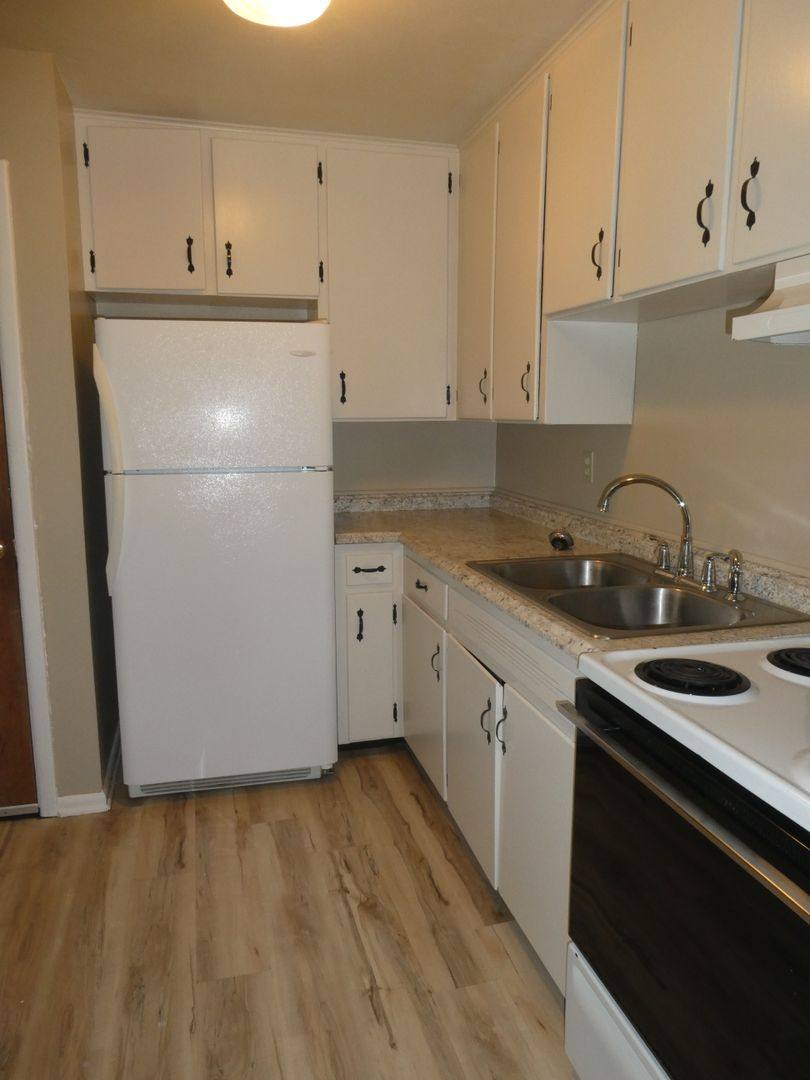 Apartment for rent at 2600-02 Braemore Rd, Columbia, MO 65203