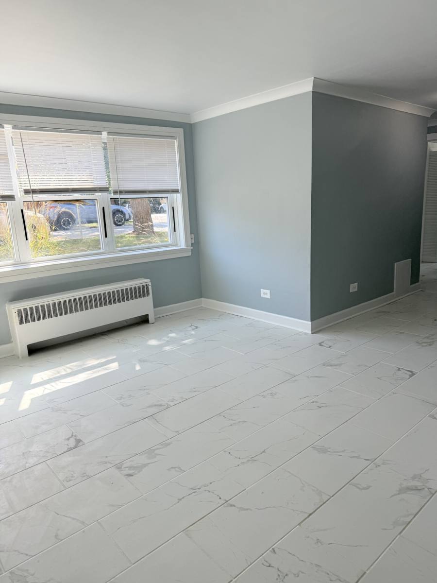 Apartment for rent at 2754 W N Shore #GS, Chicago, IL 60645