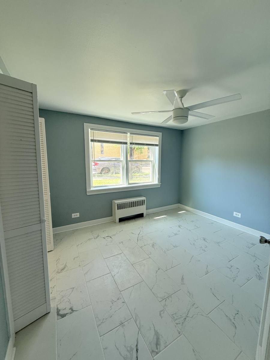 Apartment for rent at 2754 W N Shore #GS, Chicago, IL 60645