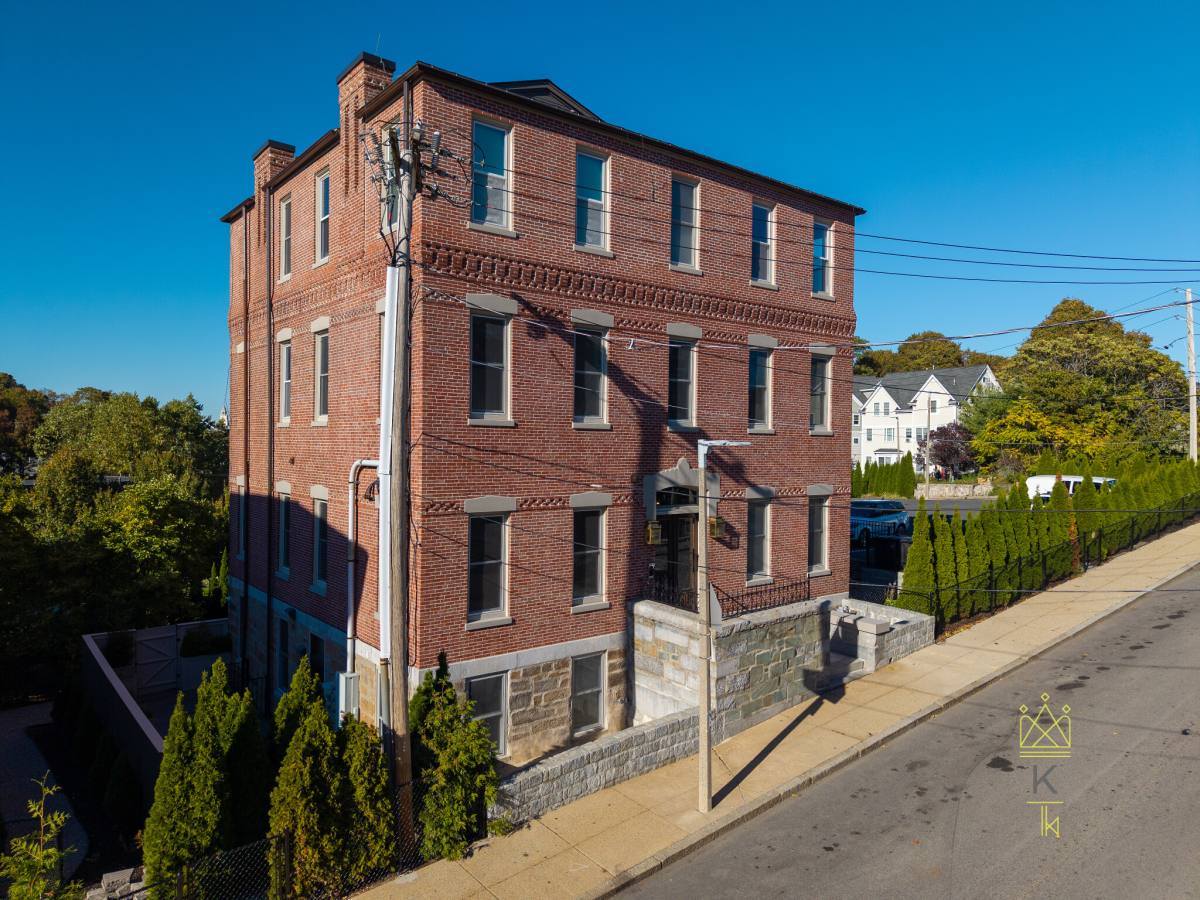 Apartment for rent at 85 Regent St #4, Roxbury, MA 02119