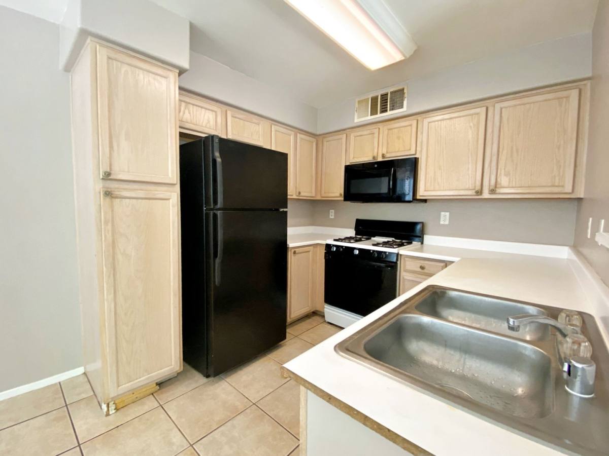 Condo for rent at 3061 Key Largo Dr, Las Vegas, NV 89120