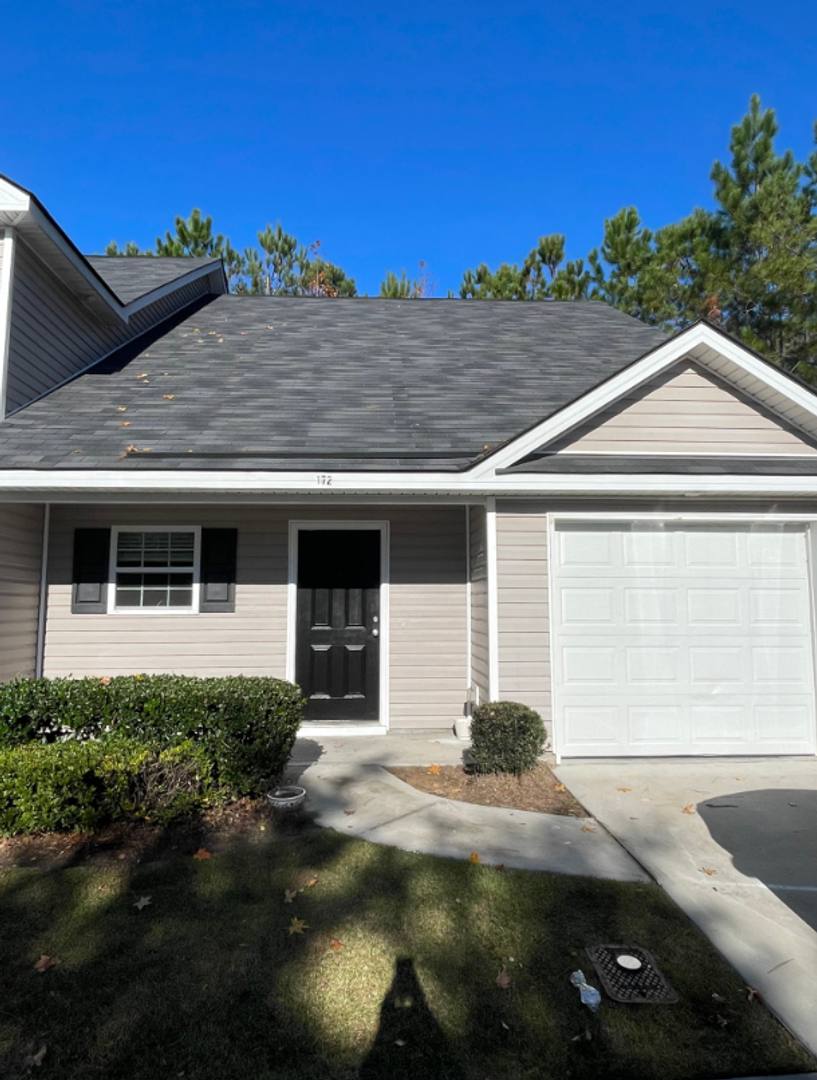 Townhouse for rent at 162 Barfield Way, Rincon, GA 31326
