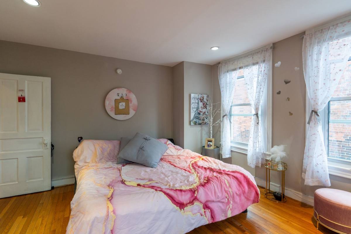 Apartment for rent at 1601 Jackson 3rd Floor, Philadelphia, PA 19145