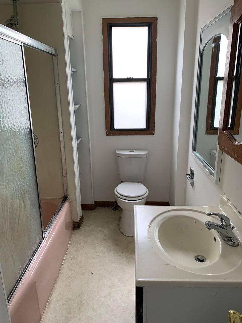House for rent at 1408 N 15th, Springfield, IL 62702