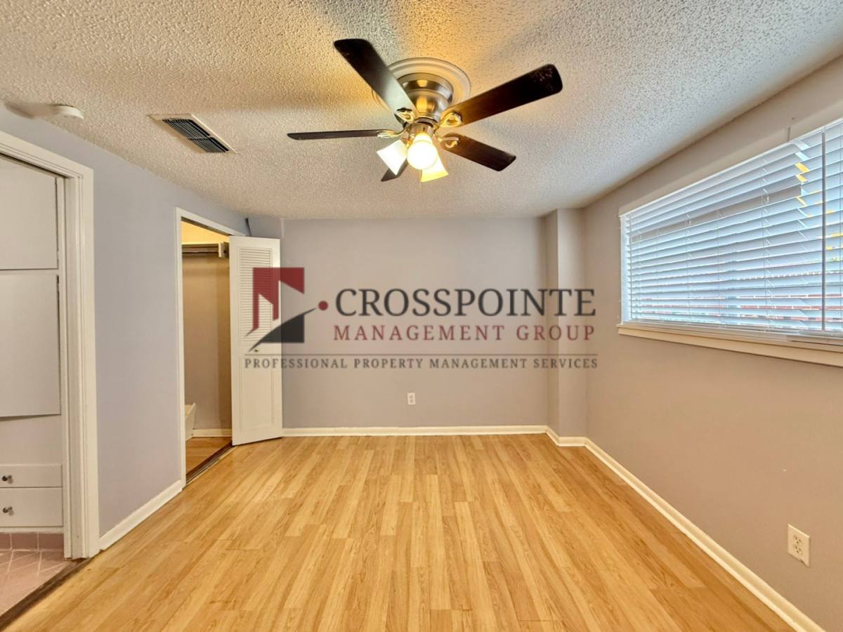 Apartment for rent at 117 W Phillips St, Tyler, TX 75701