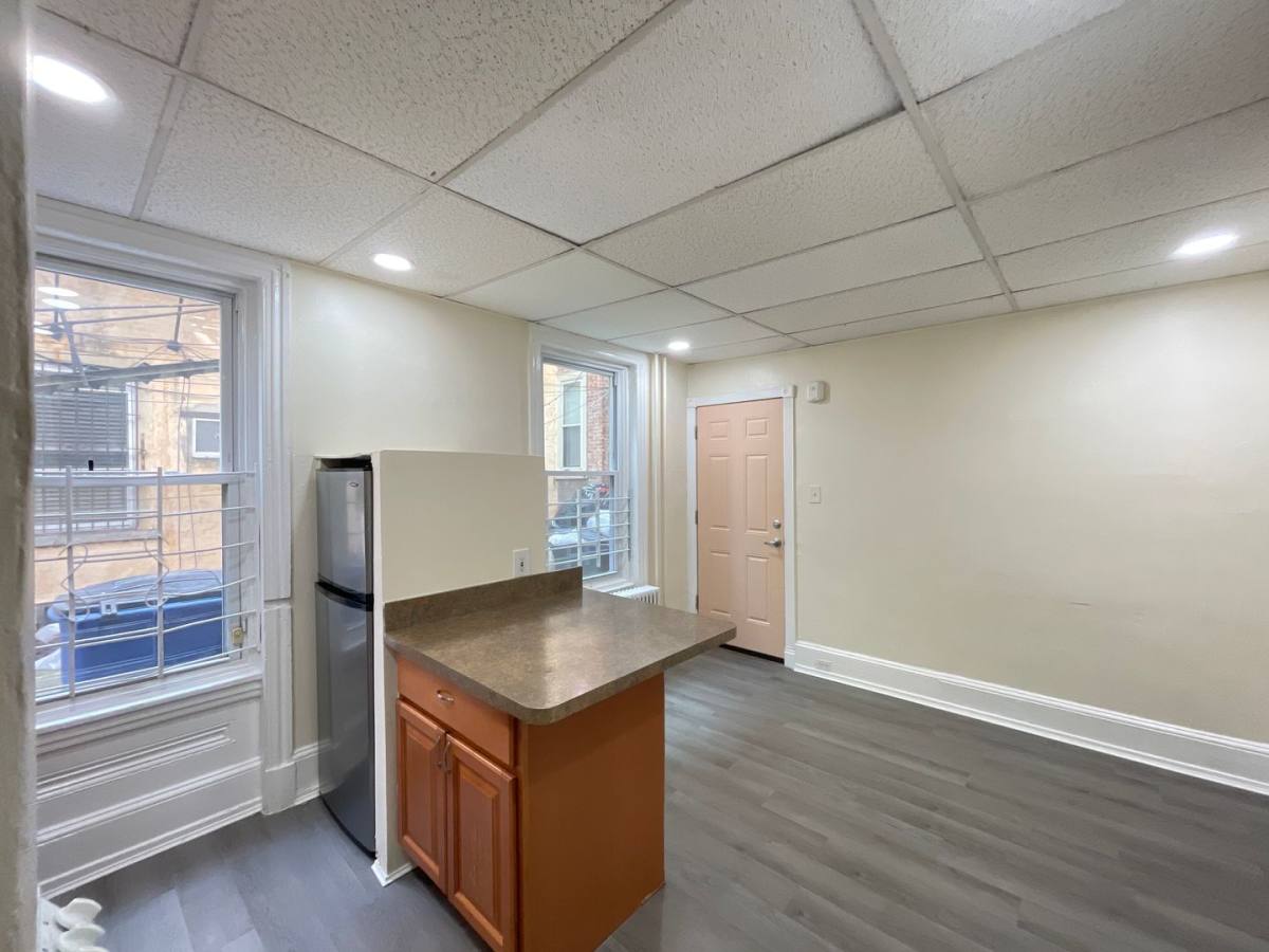 Apartment for rent at 2219-2221 Spring Garden St, Philadelphia, PA 19130